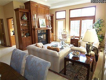 5th image of 364 Blossom Ln #49