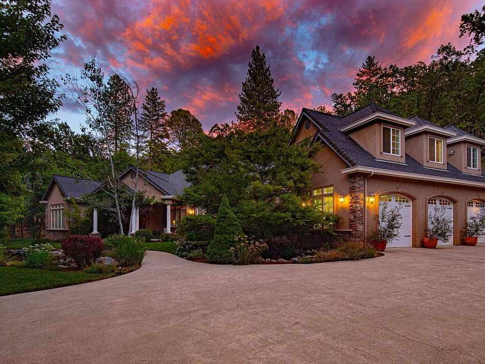 1st image of 15686 Shady Oak Dr
