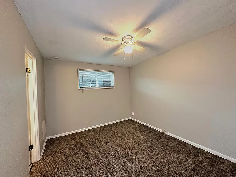 102 W Ida Ave #8 — Photo 10