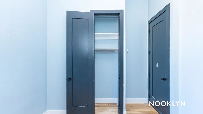 Rented by Nooklyn NYC LLC | media 36