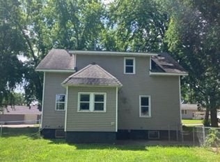 414 Main St W, Waterville, MN 56096