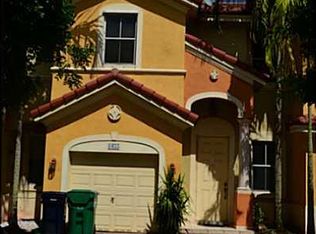 8455 SW 165th Pl, Miami, FL 33193