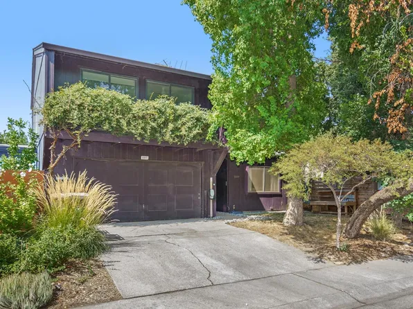 2217 Amar Ct, Davis, CA 95616