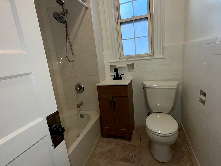 238 Columbus Pl #2 — Photo 6