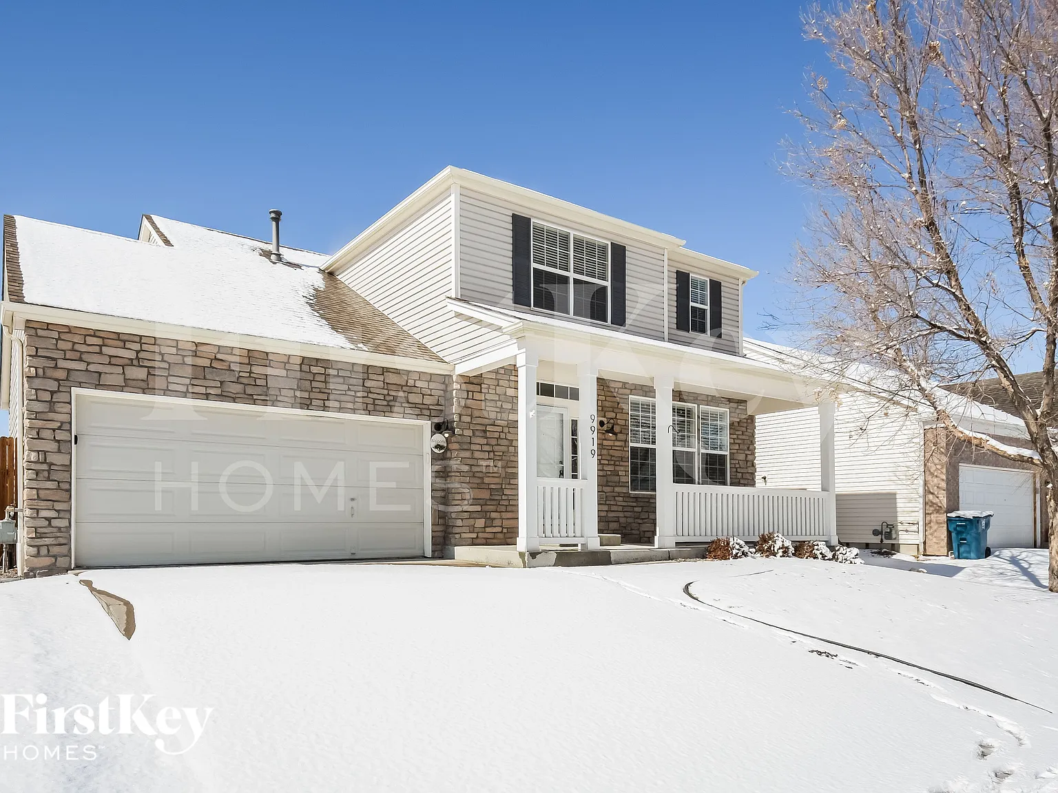 3 bed, 2.0 bath, 2201 sqft, $3,045 — Photo 2
