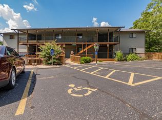 321 Notch Ln, Branson West, MO 65737