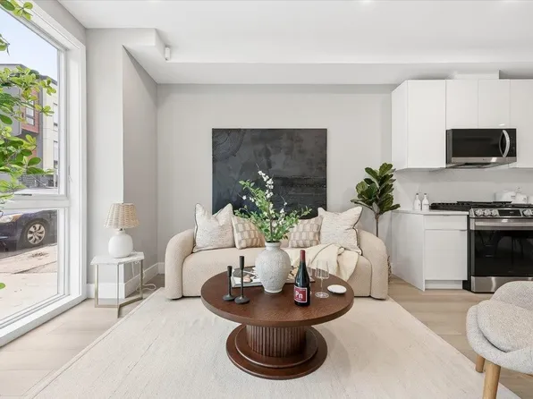 134 New York Avenue image 1 of 23