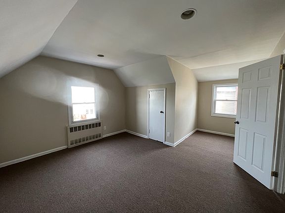 5th image of 452 Beach 125th St Floor 2