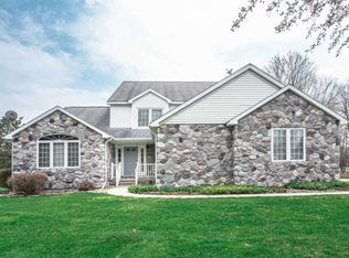 3384 Camino Del Sol Dr, Williamston, MI 48895