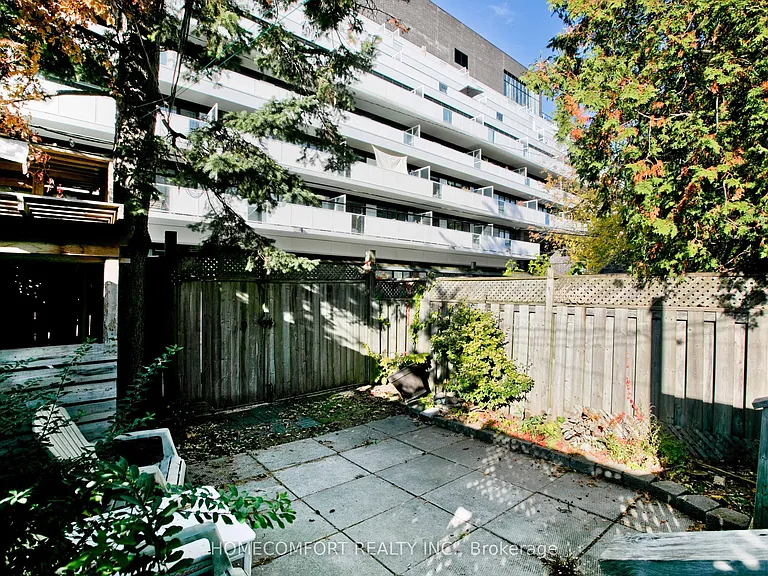 62 Keystone Ave — Photo 31