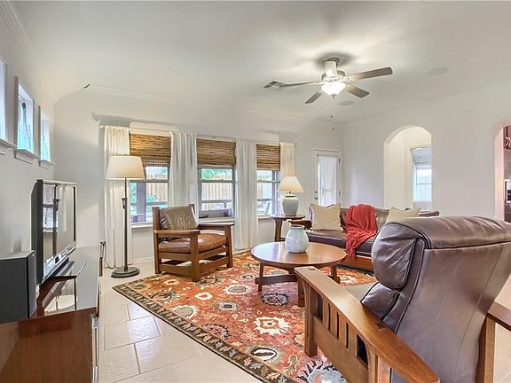 2nd image of 3021 Jacob Ln