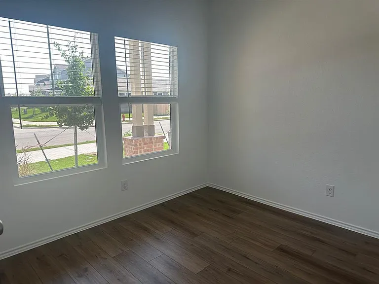 435 Alamito Ave — Photo 7