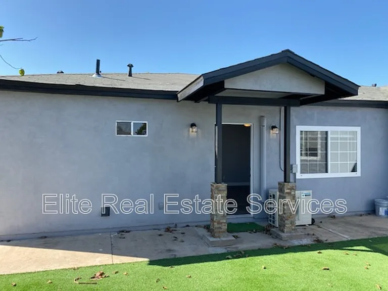 6375 Osler St — Photo 17