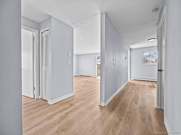 2nd image of 98 Carlton St APT 101