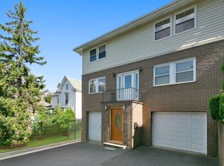 30 Fairview Ave, Tuckahoe, NY 10707