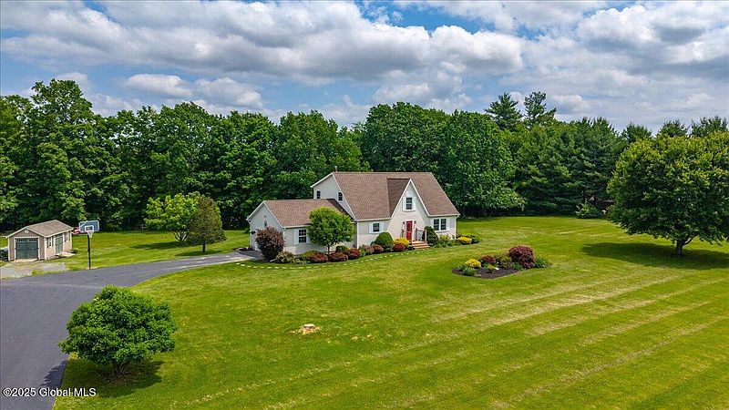 3rd image of 895 Van Hoesen Road