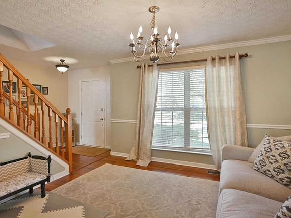 5th image of 6058 Tuswell Dr