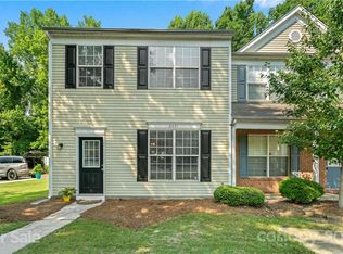 6631 Rothchild Dr, Charlotte, NC 28270