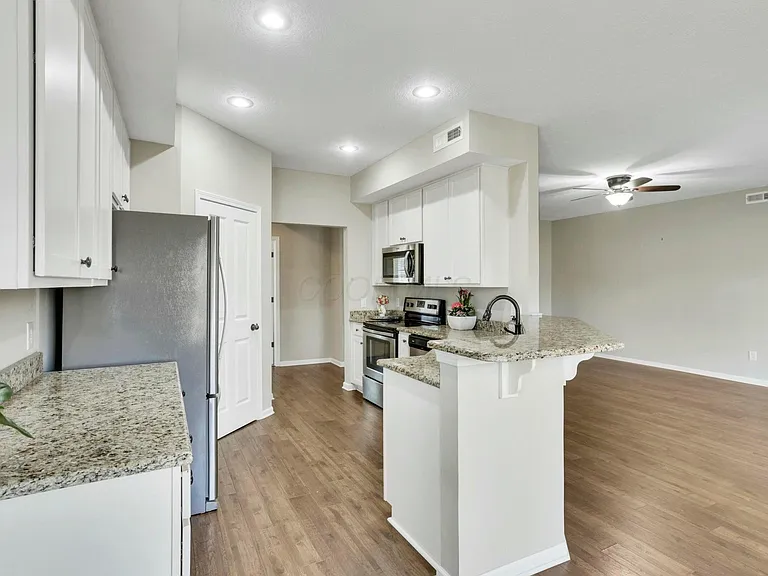 505 Wintergreen Way — Photo 13