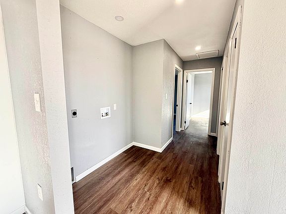 4th image of 303 NW 3rd St