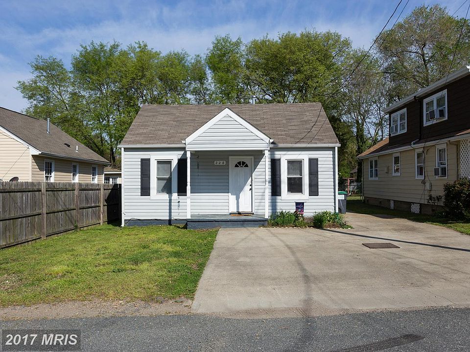 1st image of 228 Mansfield St