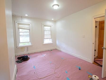 2nd image of 276 Monroe St APT 2