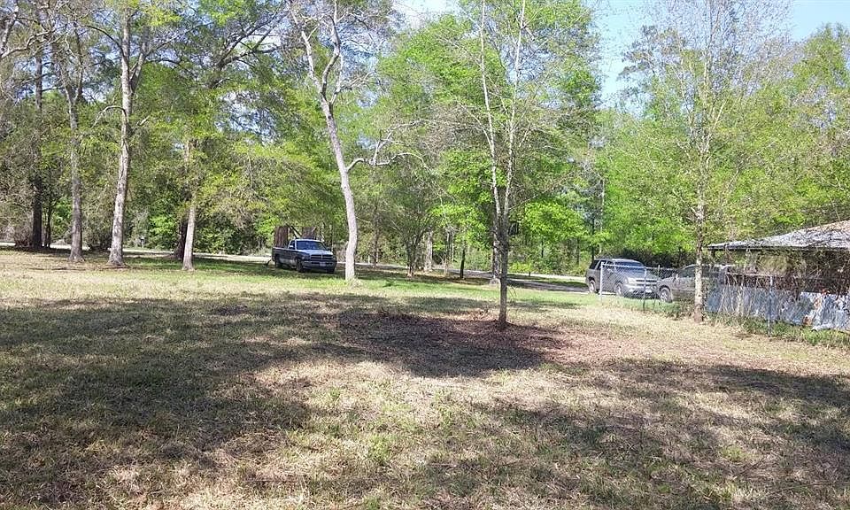 2nd image of 25C Pines Rd N