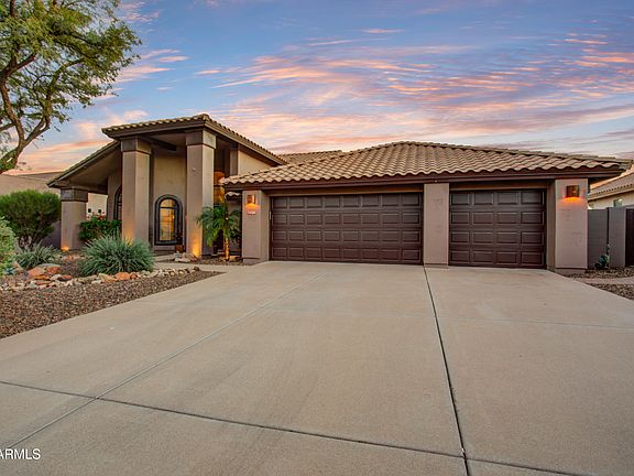 3rd image of 12735 E PARADISE Drive