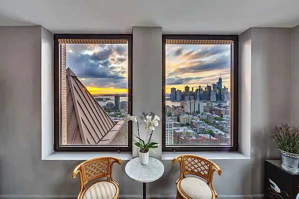 Sold by The Bamberger Group | media 24