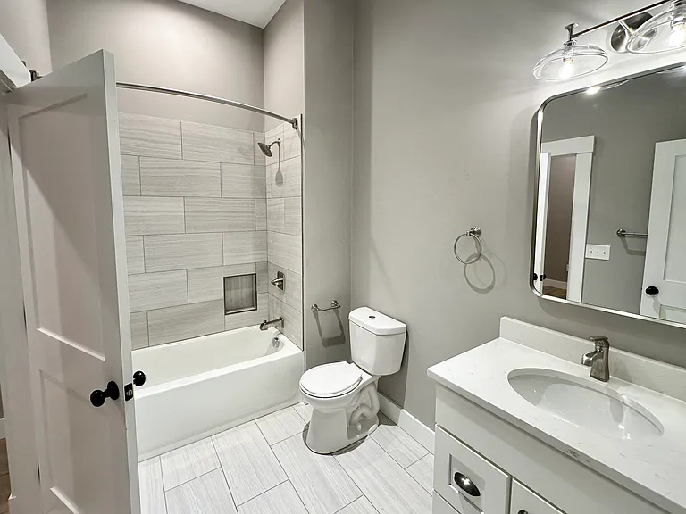 16 Norwich St #1 — Photo 6
