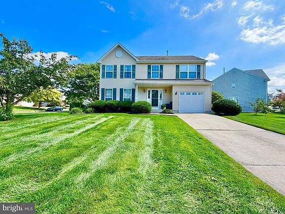 2nd image of 24 Woodyfield Ln