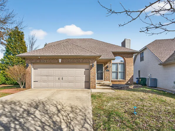 216 Meadow Valley Rd, Lexington, KY 40511