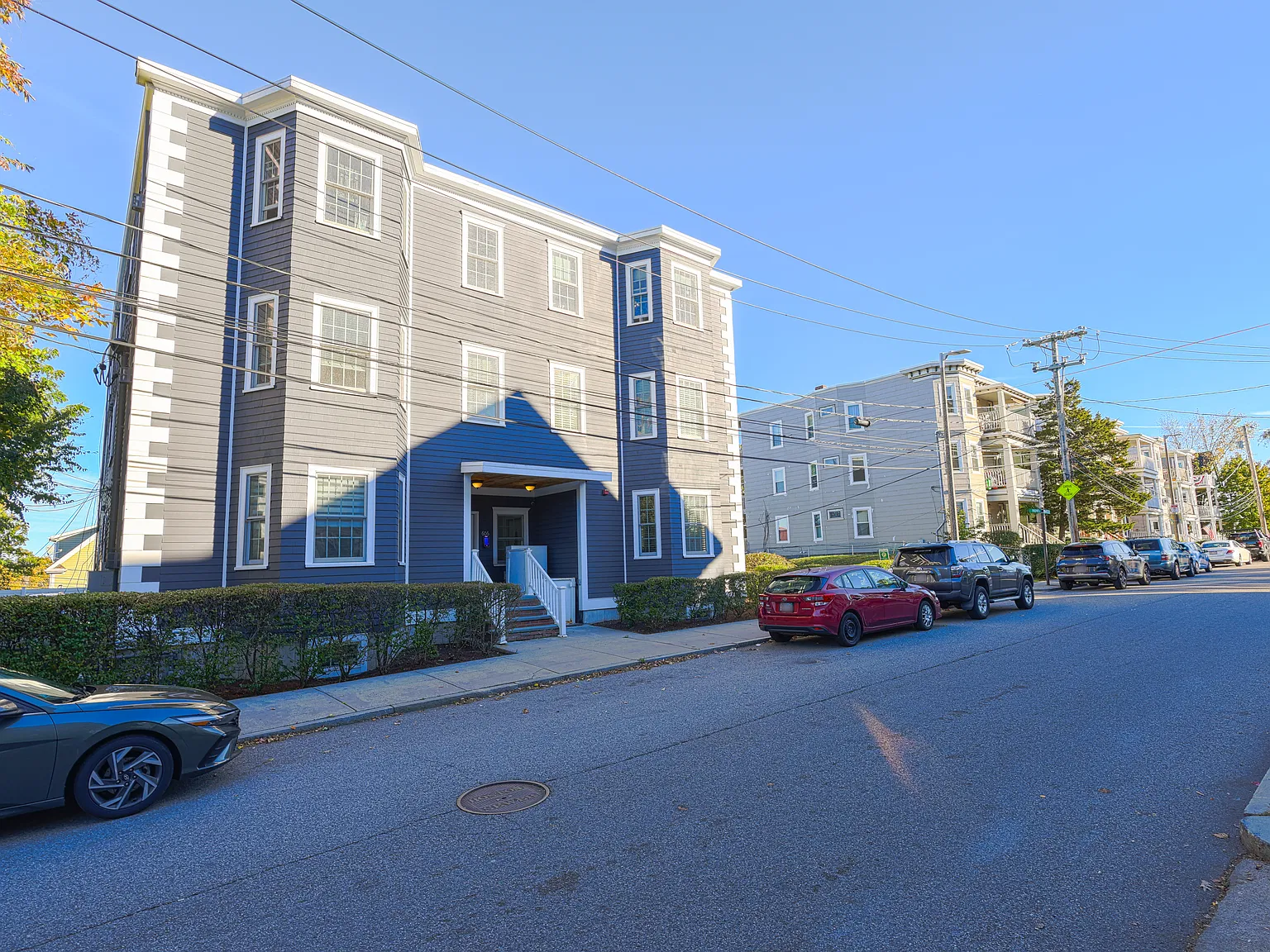 2 bed, 1270 sqft, $3,250 — Photo 2