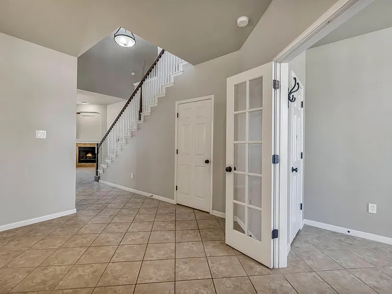 105 Latitude Ln — Photo 7