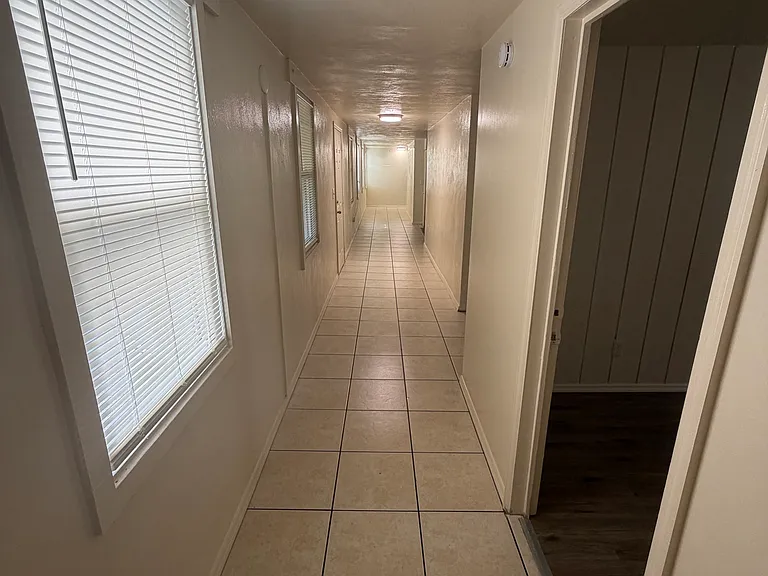 603 Center Rd #B — Photo 7