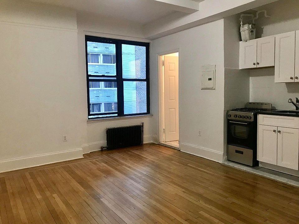 1st image of 135 E 50th St APT 8K