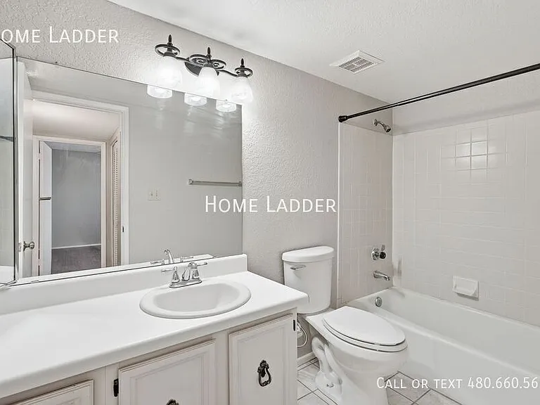 3002 N 70th St #244 — Photo 12