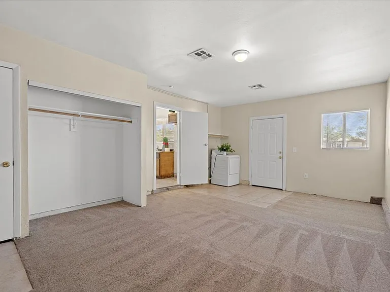 3421 E Twining Ave — Photo 12