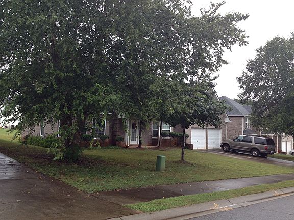 3rd image of 224 Bella Vista Ter