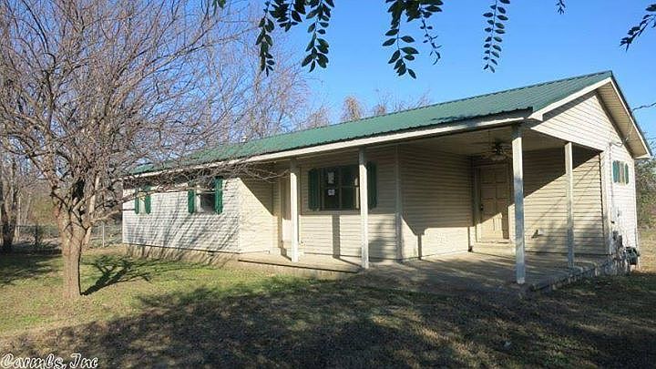 1st image of 50 Holly St