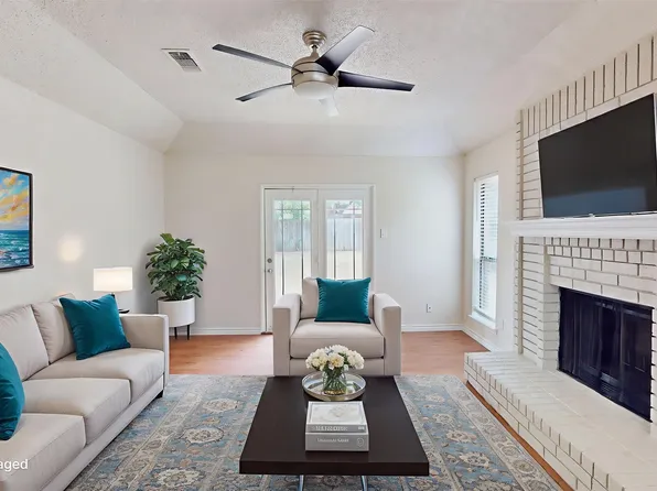 8205 April Ln, Watauga, TX 76148