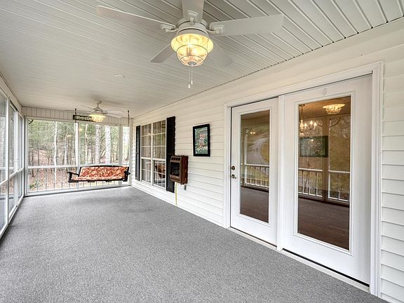 4th image of 970 Wesley Mountain Dr