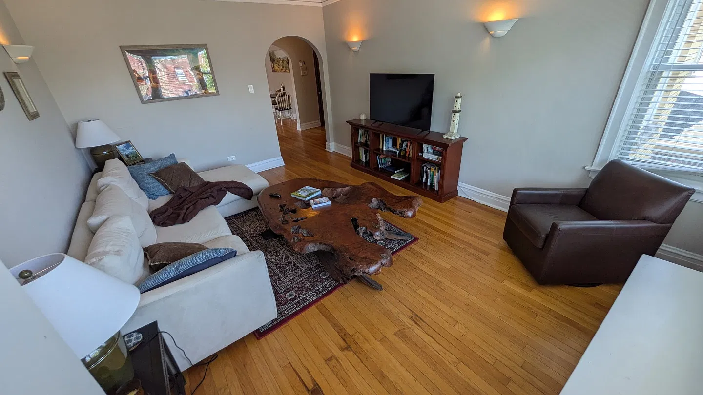 2 bed, 1200 sqft, $2,295 — Photo 2