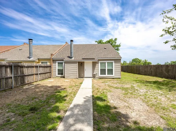 8744 Pecan Tree Dr, Baton Rouge, LA 70810