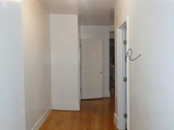 11 Richardson St Floor 3, Malden, MA 02148
