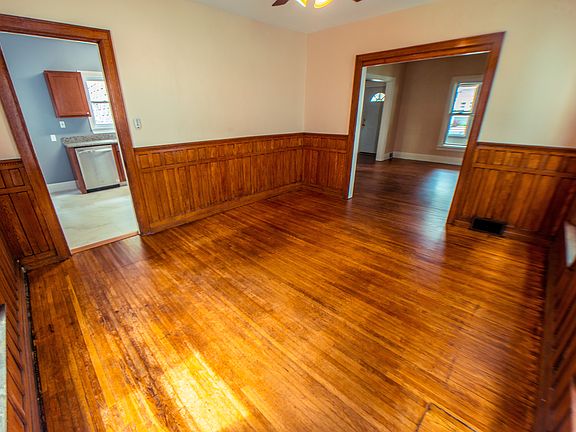 3rd image of 11 Milford St