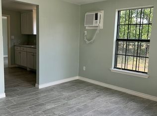 1218 NW 23rd St #2, San Antonio, TX 78207