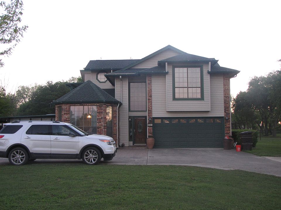 1st image of 11935 Lost Meadows Dr