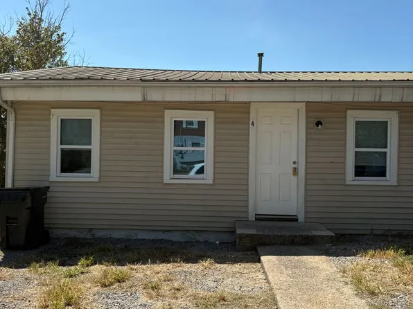 101 Bens Way, 101 Bens Way APT 4, Scottsville, KY 42164