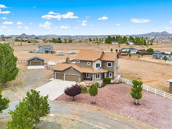 3rd image of 7290 E AUTUMN Lane